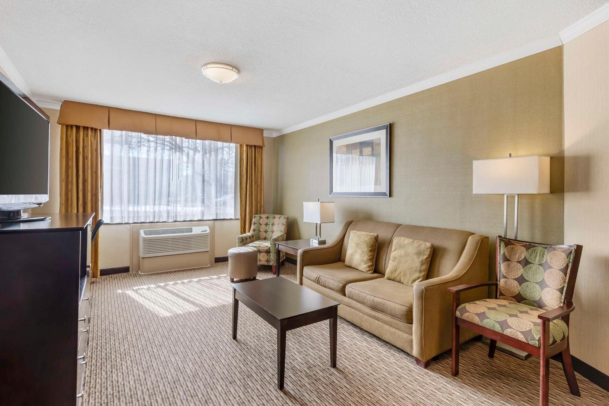 Best Western Watertown/Fort Drum Εξωτερικό φωτογραφία